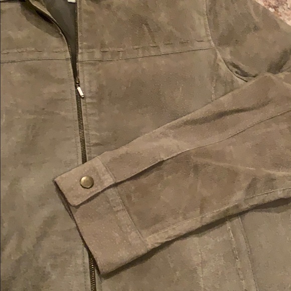 Jacket - Picture 3 of 4